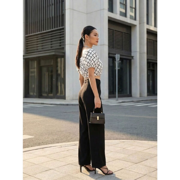 Ao Croptop Caro 02 Áo Croptop Caro Kẻ Vuông - Freesize 40 đến 60kg